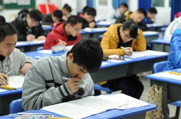 考研难度大还是高考难度大？听听过来人的答案，网友：太真实