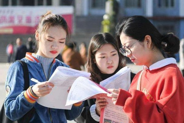 985高校“大洗牌”，清华大学无缘榜首，华中科大排名引争议