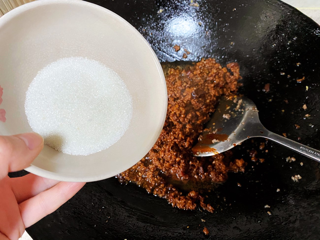 酱肉包子馅的最佳配方（用料精确到克酱肉包馅料技巧总结）