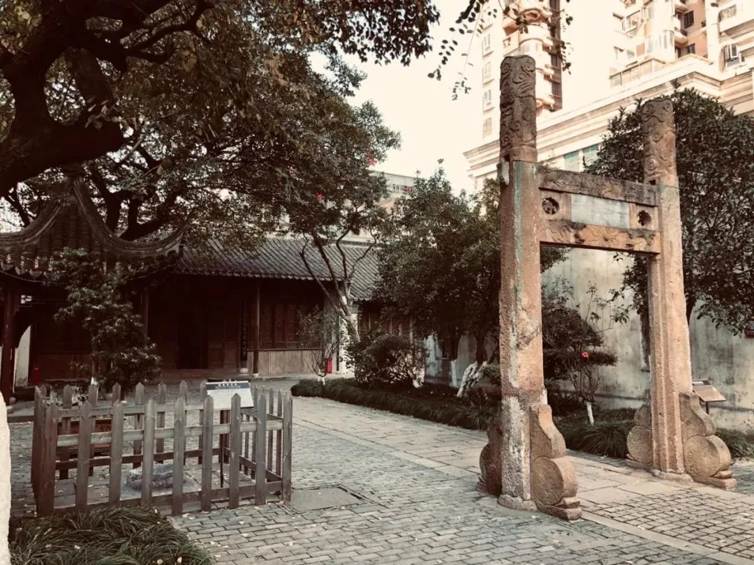 吃瓜吃到无锡头上,无锡有这么无聊吗?