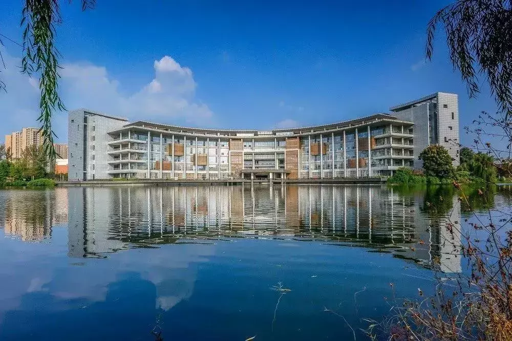 西南交大2019年美术类、音乐表演、高水平艺术团、保送生招生简章