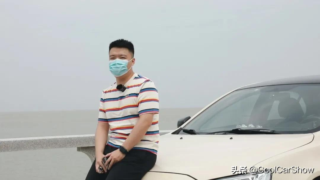 小哥爆改翼神，路人100%向你敬礼