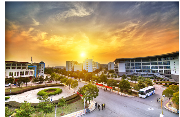 为往圣继绝学 为亿民保健康 欢迎报南京中医药大学第一临床医学院
