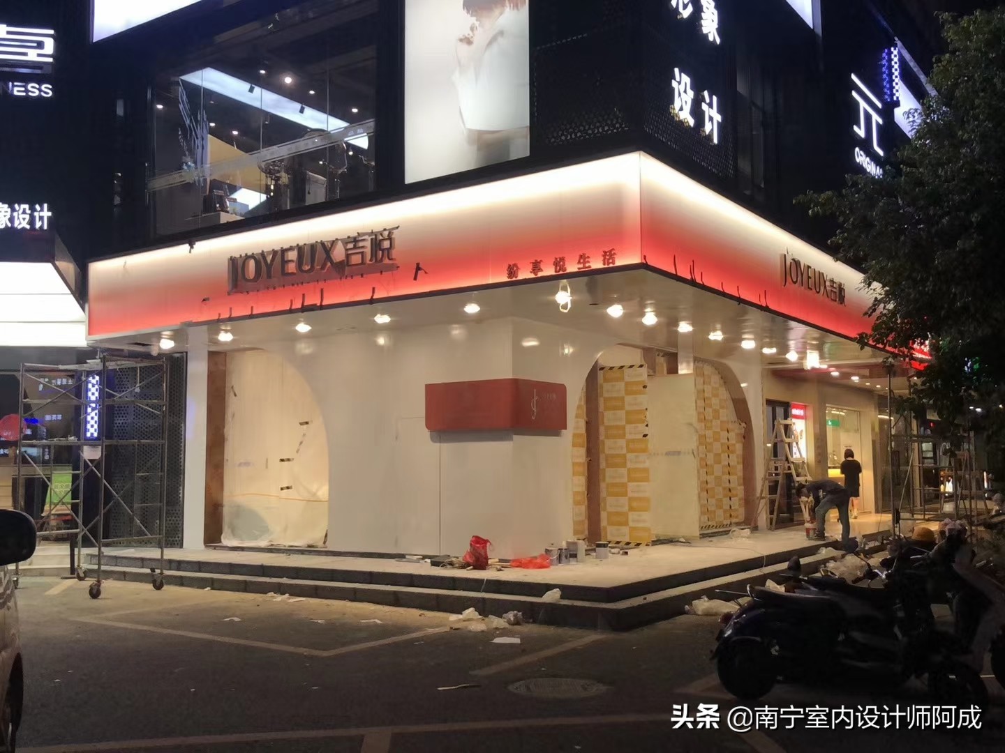 如果你有个异形结构店面，你会如何规划设计丨看看这家蛋糕店实景