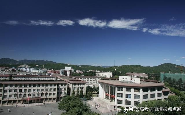 中国政法大学优势专业分析及2019、2018、2017年各省录取分数线