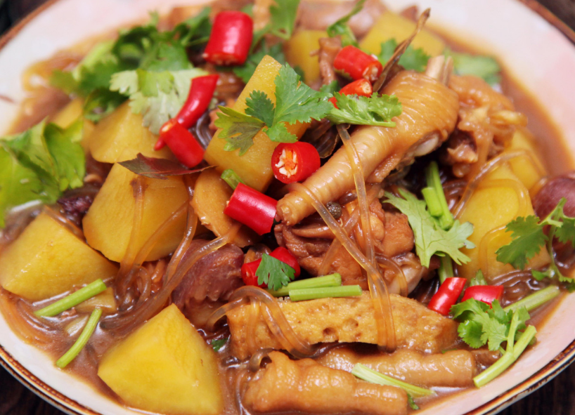 炒鸡时，大料不能乱放，只需这3样，肉嫩鲜美没腥味，味道真香