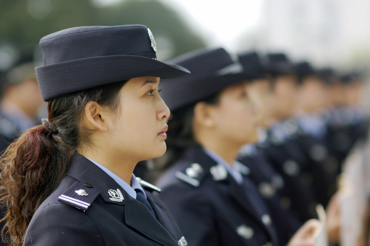 为什么很多家长宁可放弃重点本科，也要选择专科公安类院校？