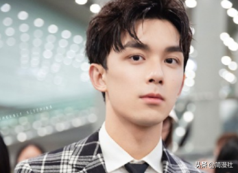 娱乐圈帅哥那么多，造型百变，谁才是真正的漫画里的贵公子？