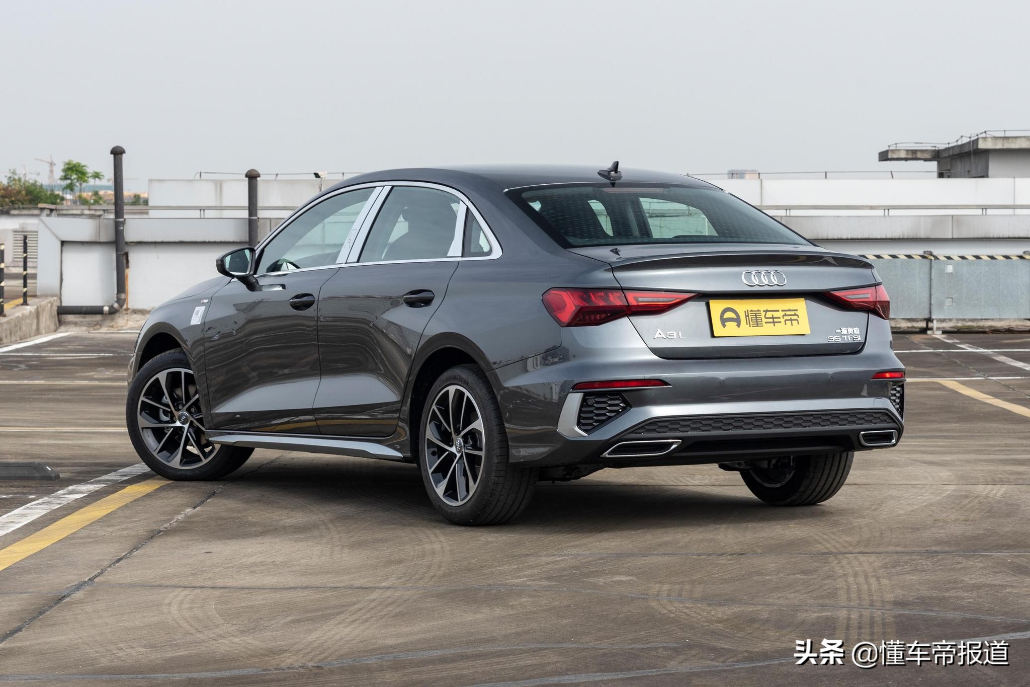 35tfsi 进取运动型2022款a3l 35tfsi 进取运动型现款奥迪a3于2021年1