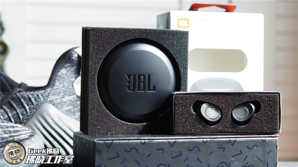 贵有贵的道理？JBL FREE真无线蓝牙耳机初体验