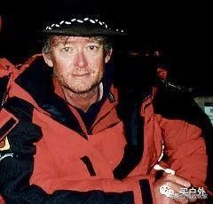 珠峰上最著名的女性尸体，死前哀求：“请不要扔下我”