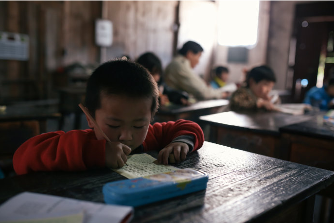 女教师考上农村编制，宁可赔钱也要离职，难怪说“考编别去乡下”