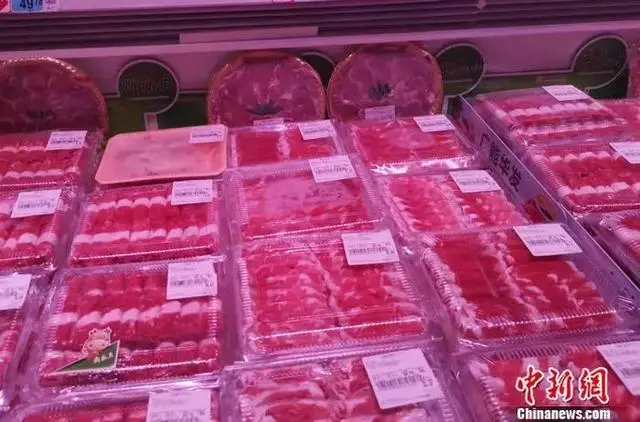 最低一斤不到7块钱!猪鸡牛羊肉价齐齐大跌!还会再降吗?