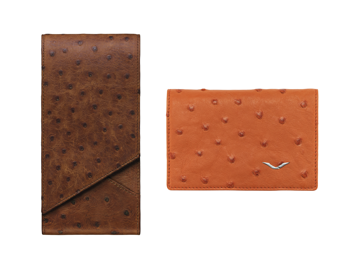 vertu一系列的鸵鸟皮革制品,均甄选最顶尖的进口皮革,并由法国,意大利