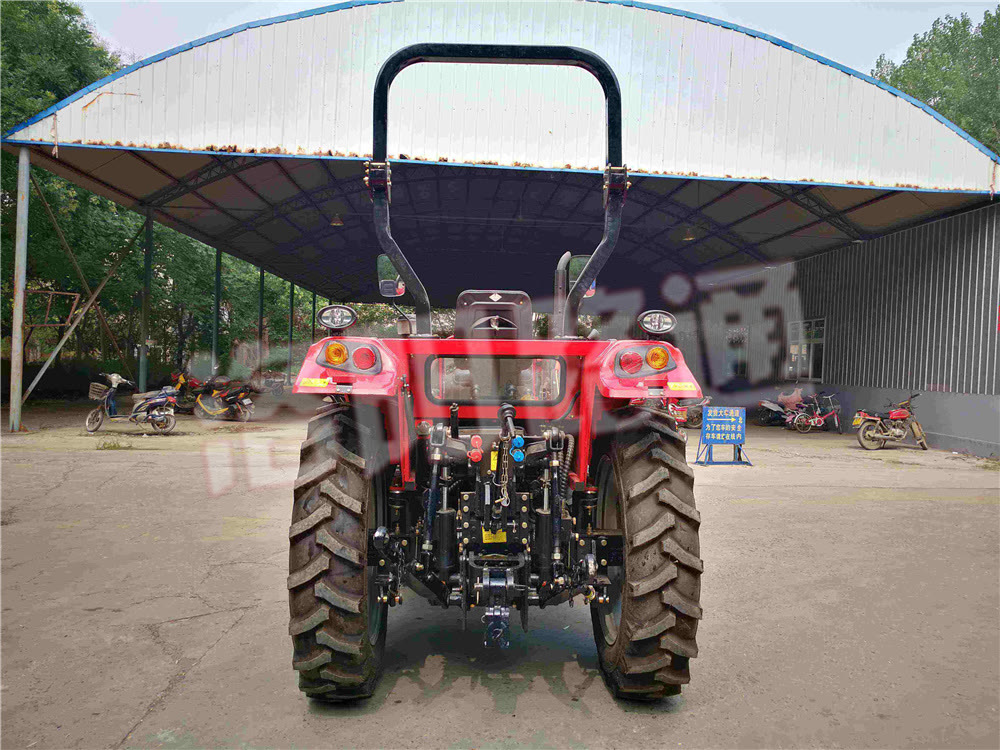 農(nóng)用四驅(qū)拖拉機(jī)，70馬力熱門款拖拉機(jī)推薦