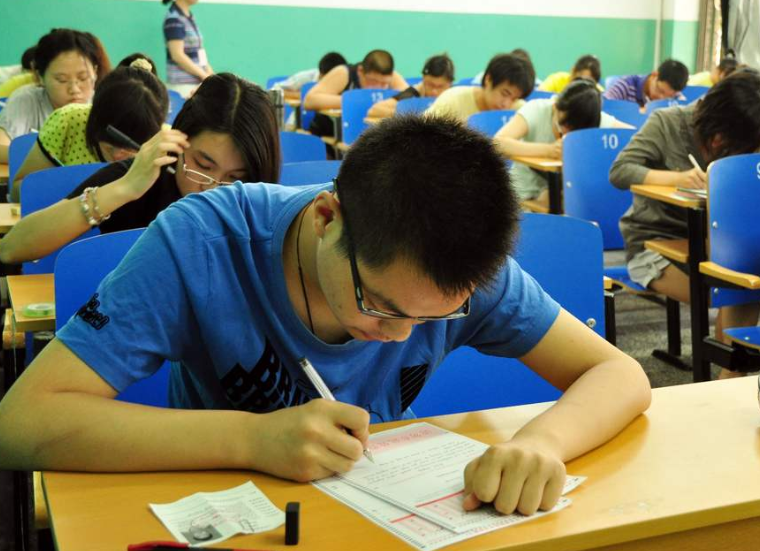 如何攻克英语四六级听力，掌握这5个技巧很重要，助你轻松拿高分