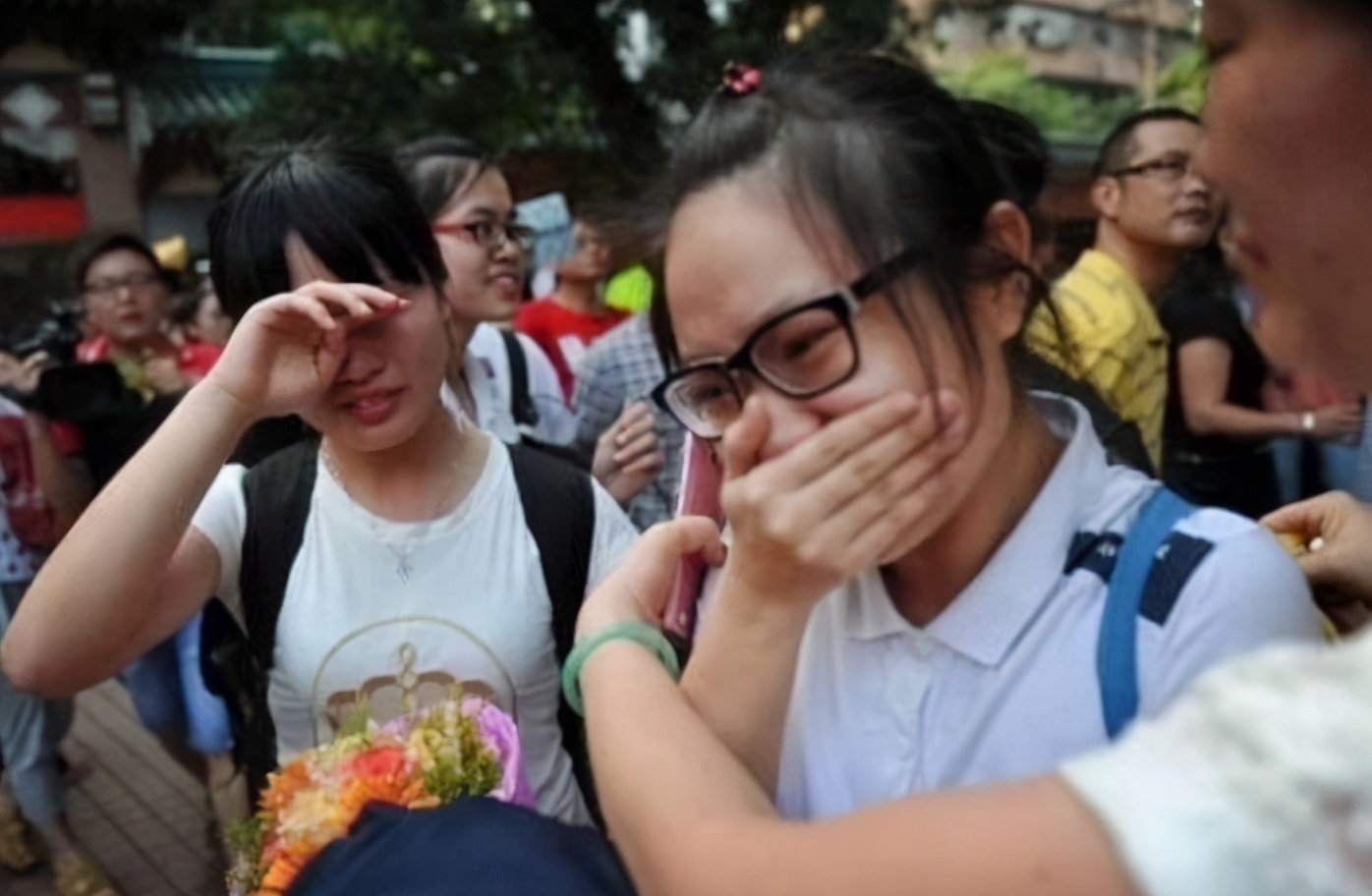 高考为啥不“统一试卷”，录取分数不同公平吗？一卷区输给二卷区