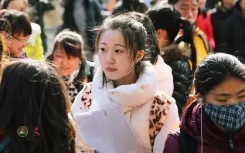 面试自我介绍该怎么说才不会千篇一律？