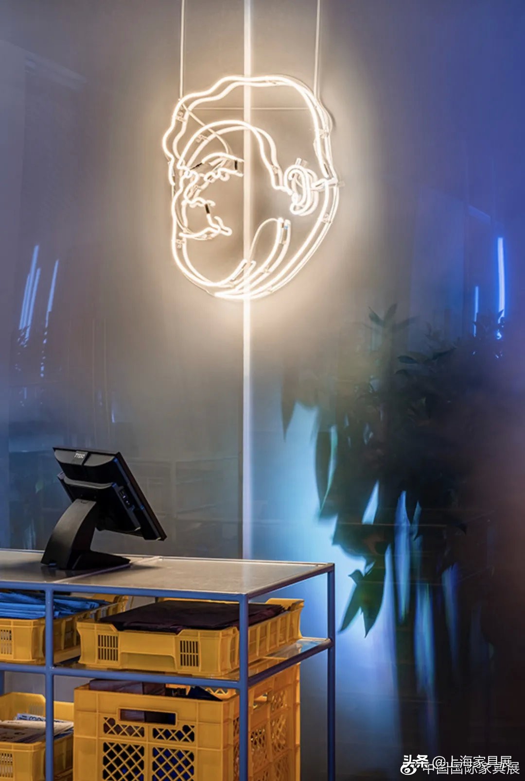 415㎡工业风韩式餐厅，这艺术灯光真是绝了