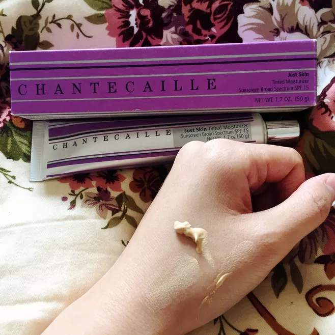 你知道吗，香缇卡知名度最高的“隔离霜”其实是粉底液