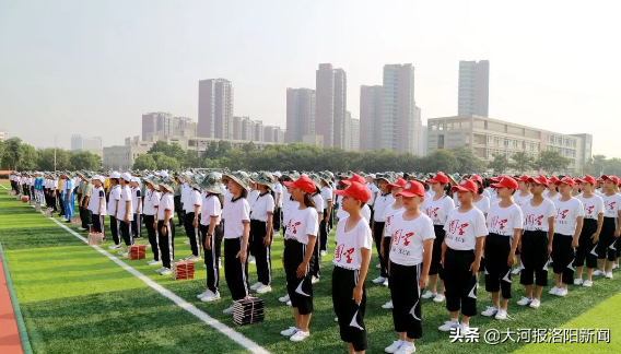 洛阳二外2019年新生国防教育暨入校课程闭营仪式圆满收官