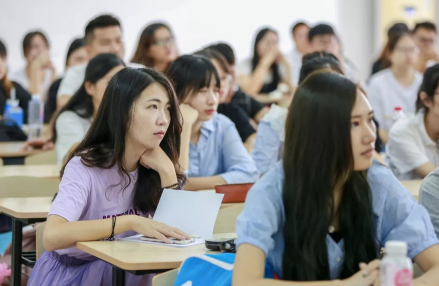 湖南考生迎来好消息，3所职业院校升级成本科，在校生真是赚到了