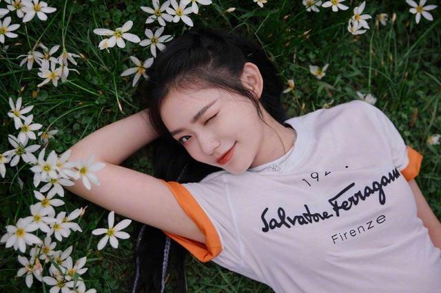 “败家儿媳月月旅游，钱多替小叔子交房贷”“笑话，我妈给的钱”