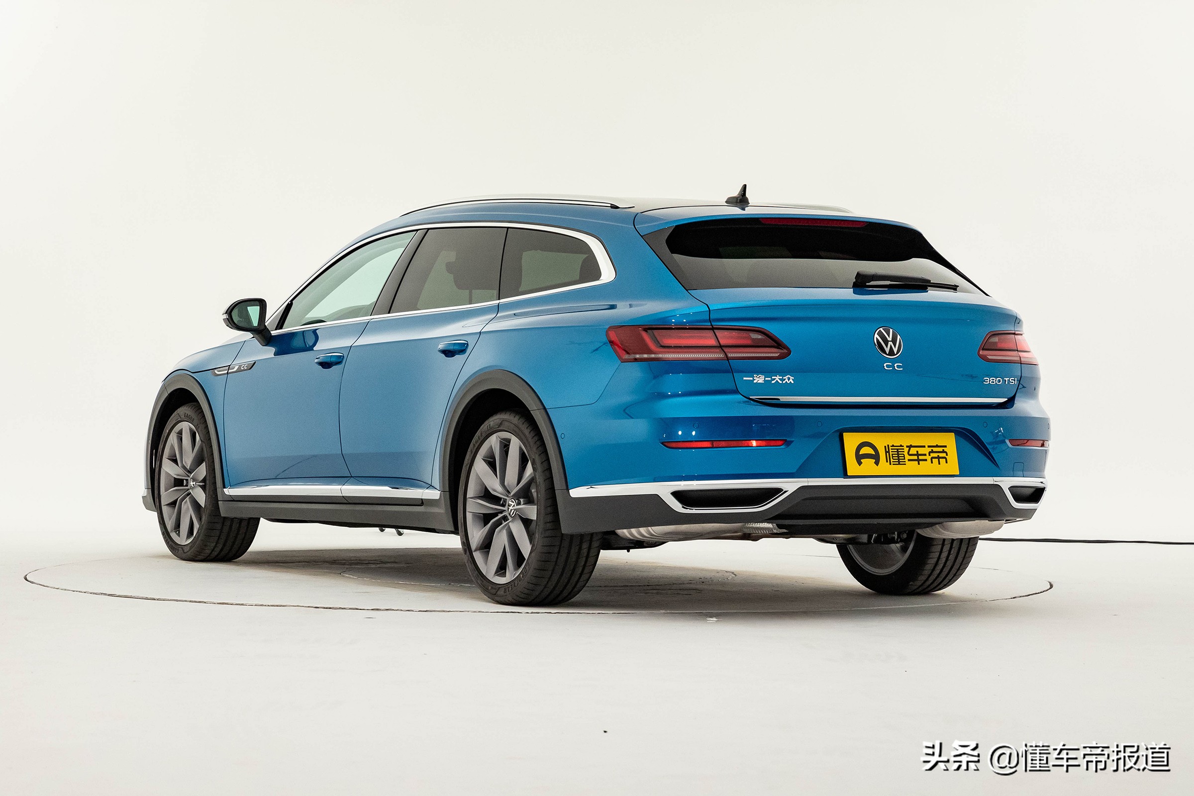 新车 | 预售27万元起 新CC家族预售价格公布