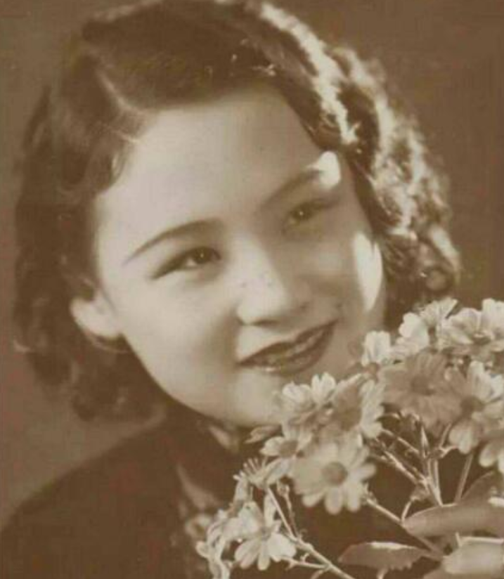 民国影星陈燕燕：被闺蜜下药陷害，无奈委身仇人，生子后却遭抛弃