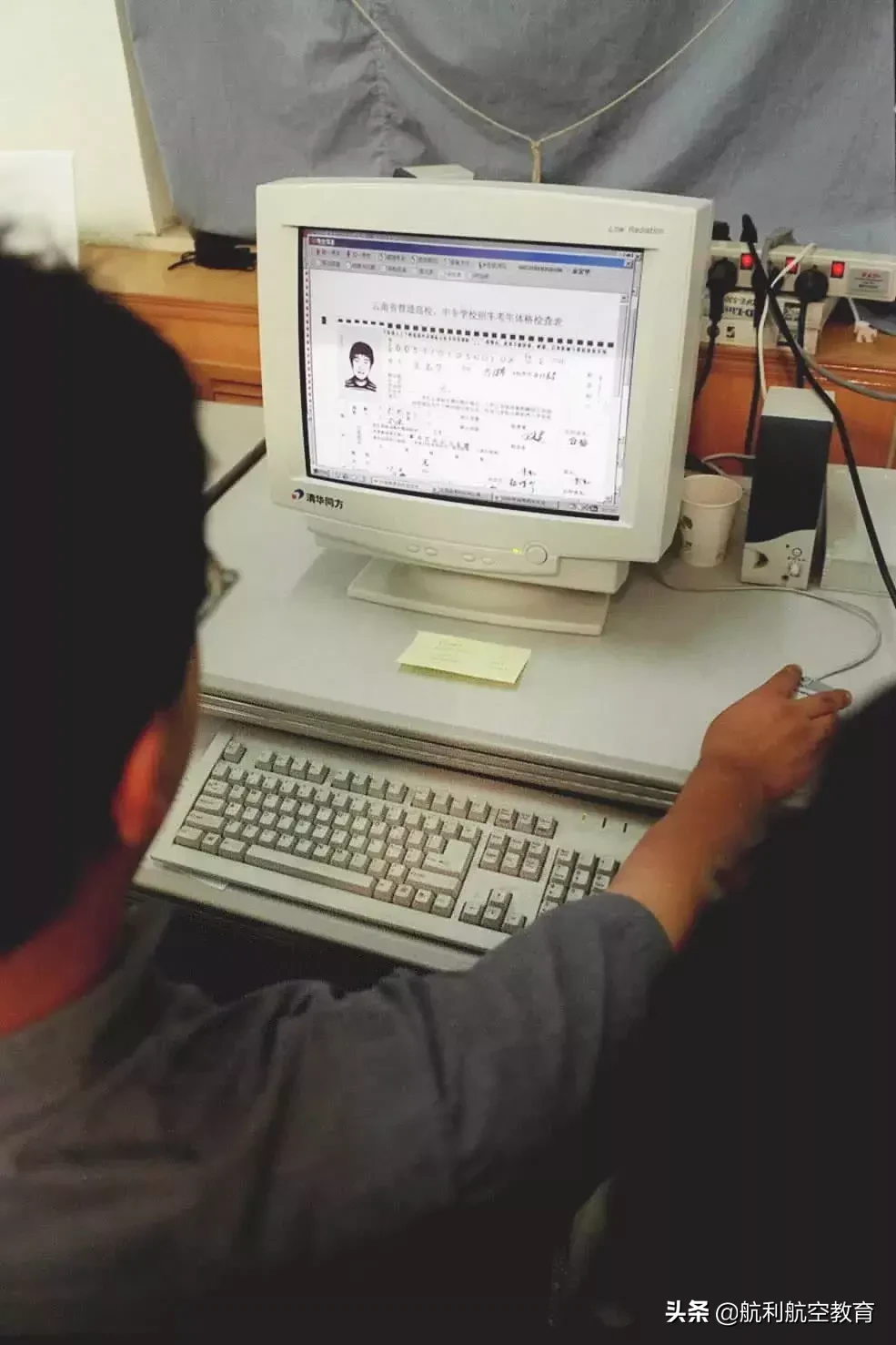45张照片，几代人的高考记忆