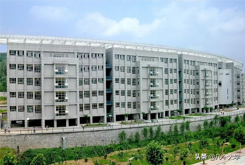 「学校资料」济南大学（省部共建大学）