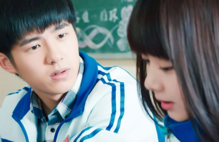 大学团支书（大学里）