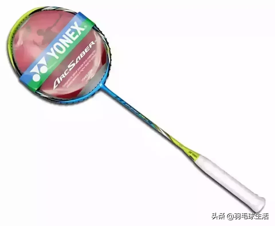 贵的一定好吗?1000多的羽毛球拍和百十块的球拍到底差在哪里?