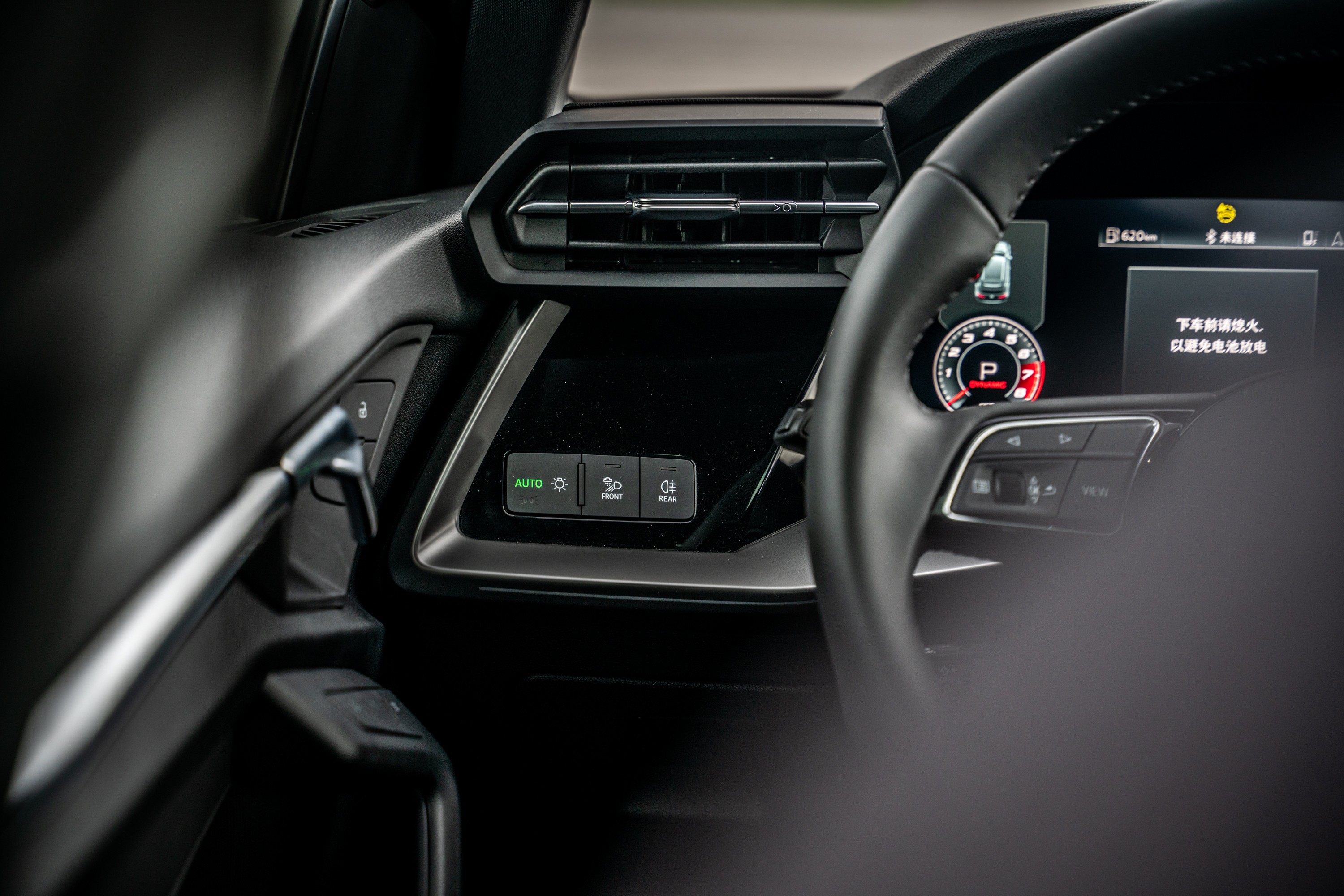 弹车试驾：奥迪A3 Sportback，这才是豪华两厢该有的样子