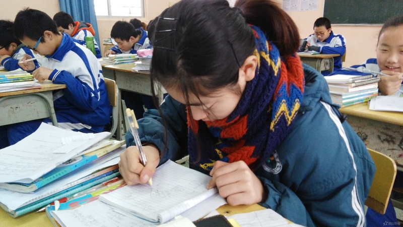 高考状元高中几点睡觉（学霸公布日常作息表）