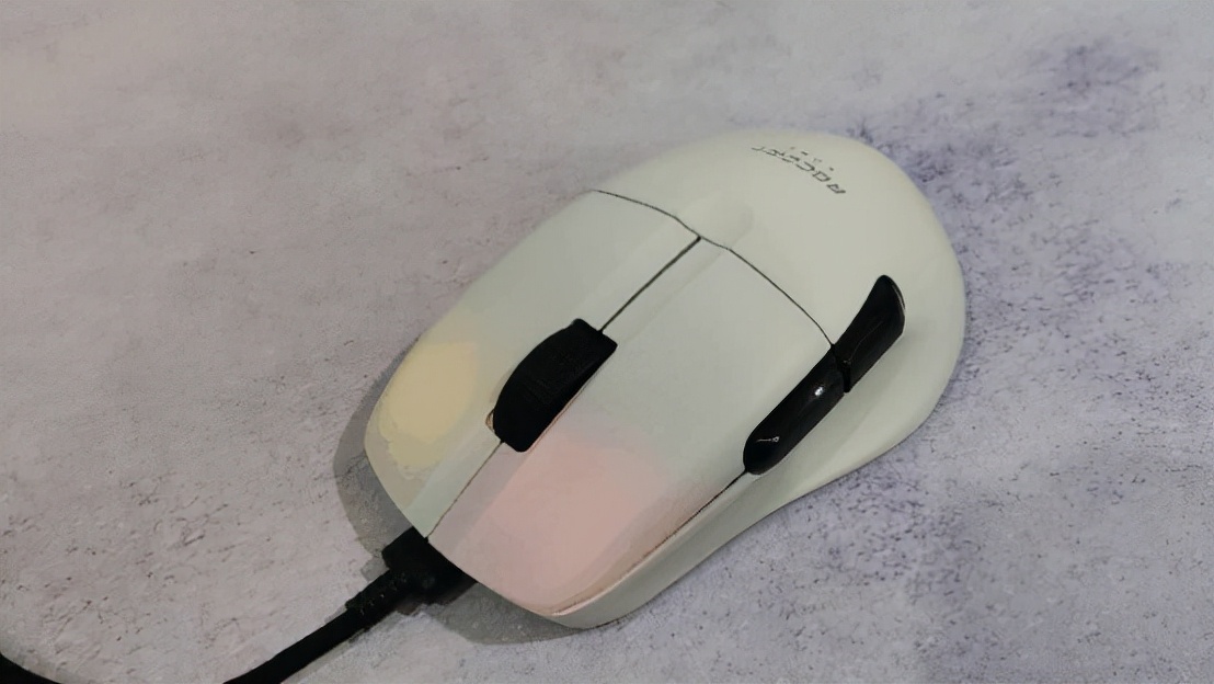 三种连接模式，高性能高颜值，冰豹魔幻豹KONE PRO AIR体验