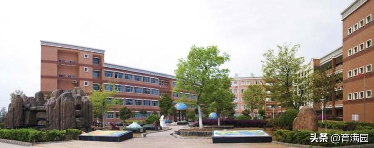 湖北孝感“独霸一方”的5所高中，包揽文理科状元，有你学校吗？