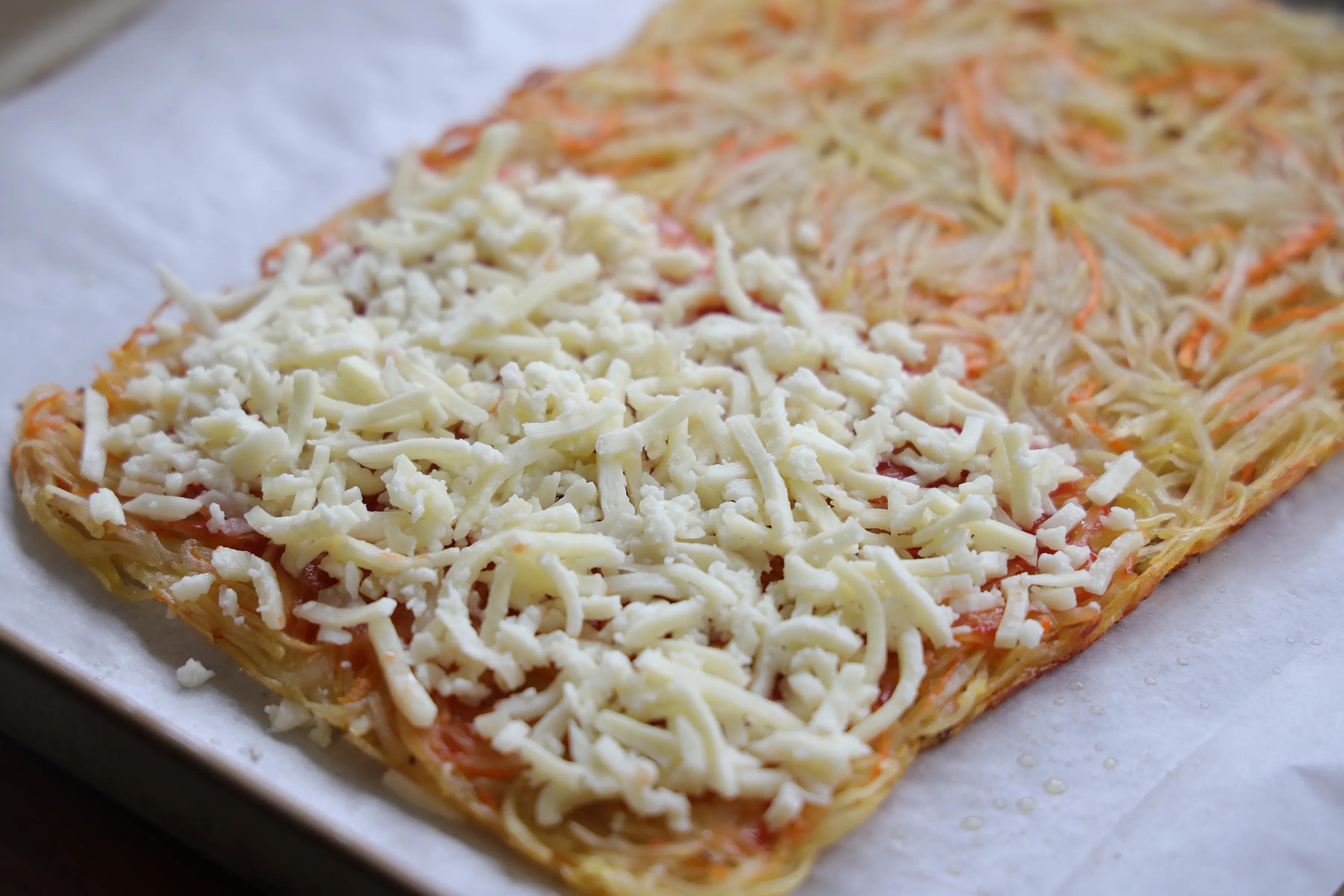 不用和面的懒人早餐，3个土豆就搞定了，好吃还拉丝