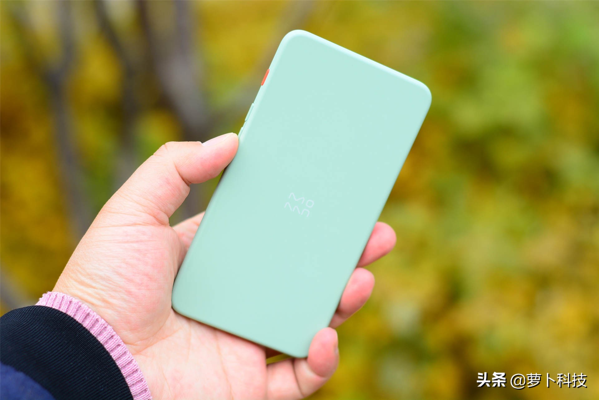 輕薄便攜，碎片時(shí)間高效閱讀，國貨電紙書墨案迷你閱體驗(yàn)