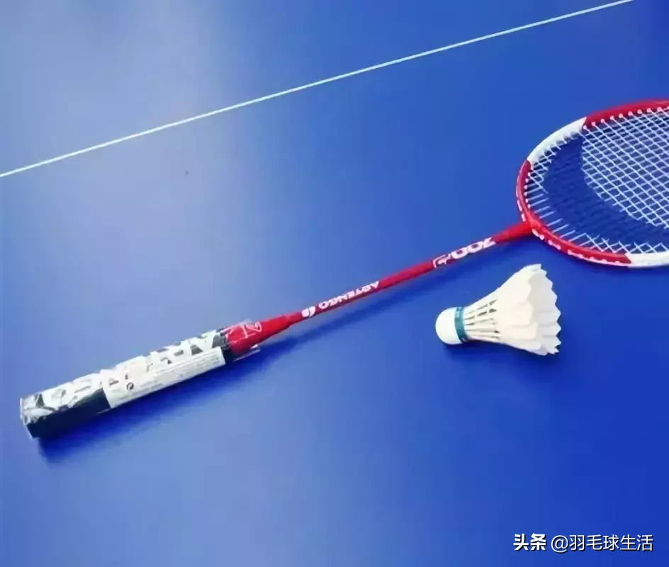 贵的一定好吗?1000多的羽毛球拍和百十块的球拍到底差在哪里?
