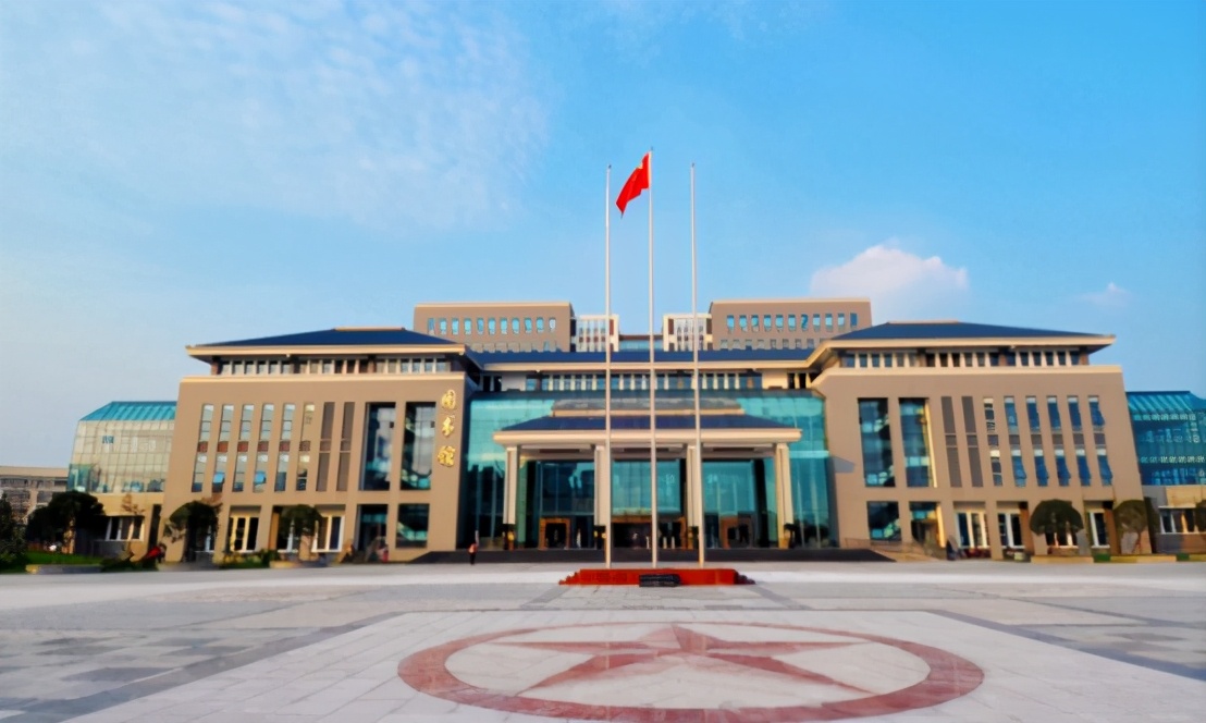 这几所医科大学，实力强录取分数线不高，是中等生的“福利”