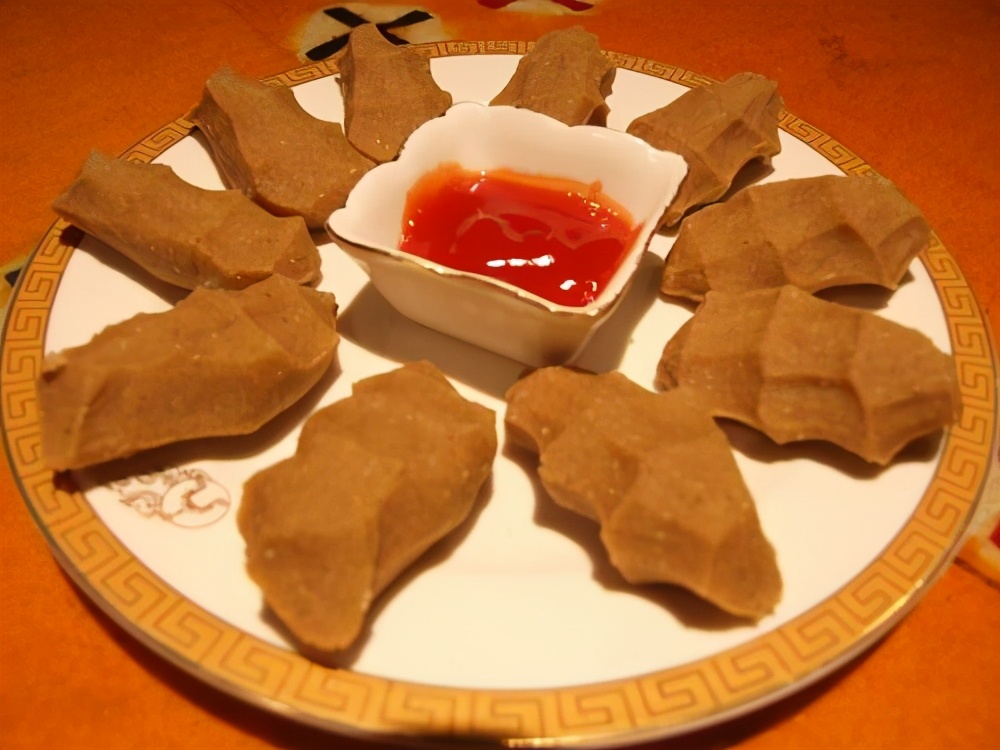 西宁旅游,这12道传统特色美食不容错过,让你品味独特风味