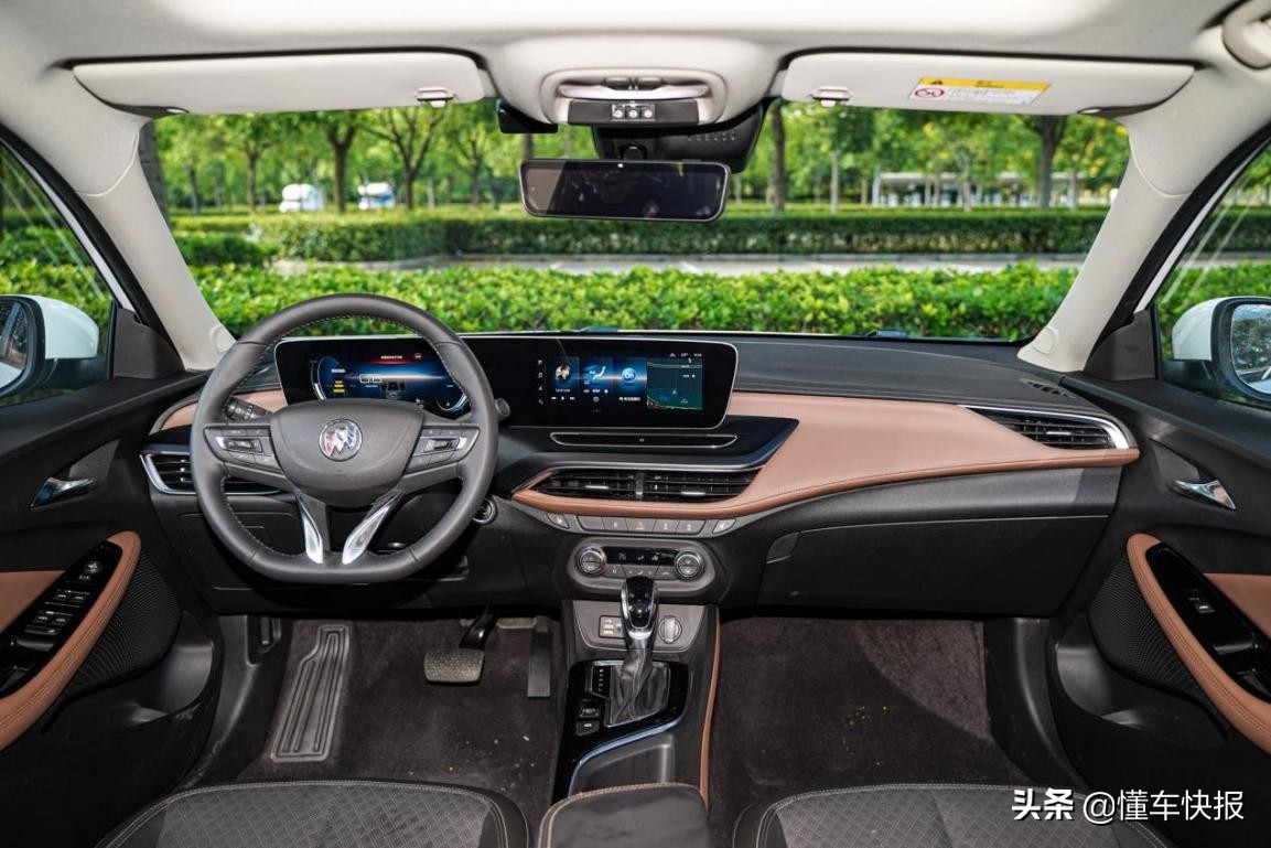 15万元时尚家用高品质轿车，别克威朗Pro/丰田卡罗拉怎么选？