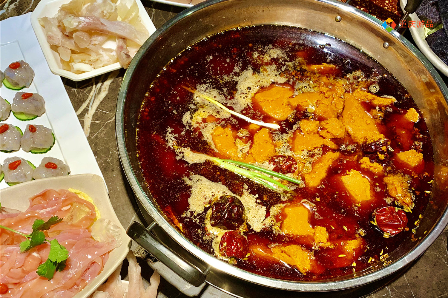 重庆旅行攻略火锅篇：本地人爱吃的10家店铺，一个人来也可以