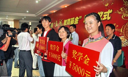 研究生上岸后，可以“躺赢”三项福利，贫困家庭考生也能安心读研