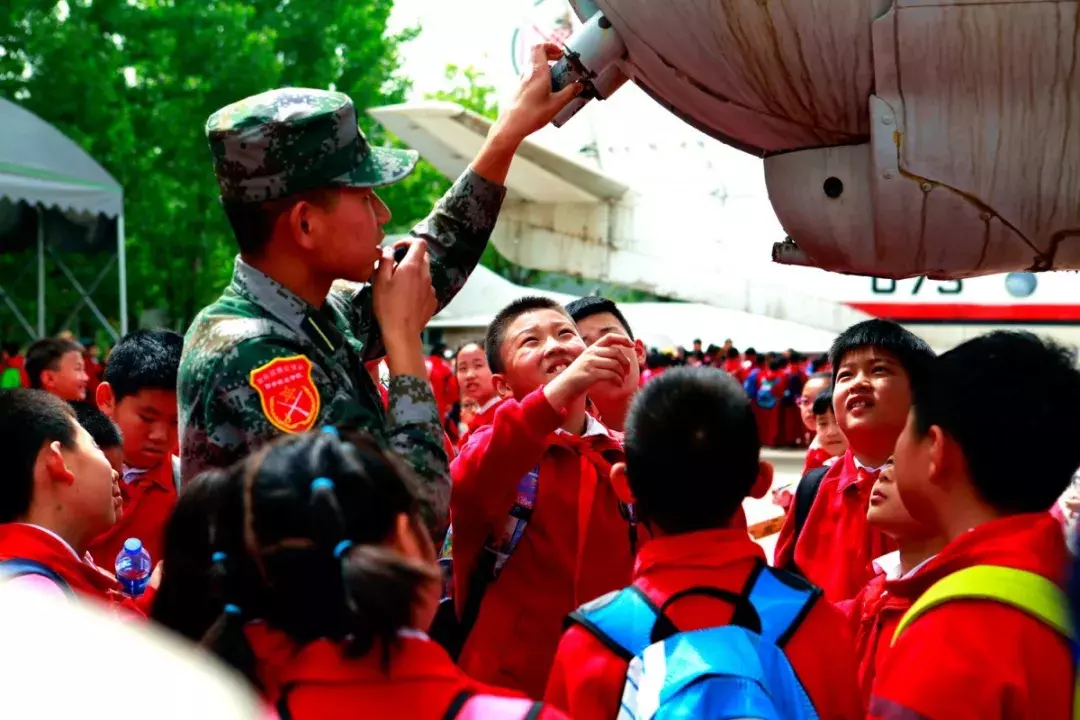 星辰大海，与你同往——西安高新国际学校给孩子一个“航天梦”，向着浩瀚星辰出发