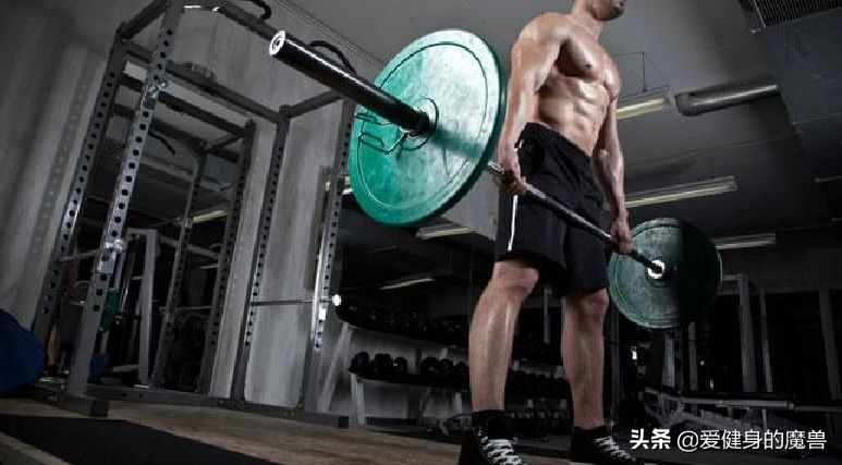 大佬怎么练腿？8个动作让你明天下不了床