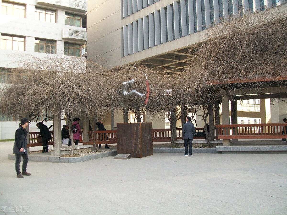 2022届艺术生如何备考南京艺术学院，艺术类专业录取分数线分析