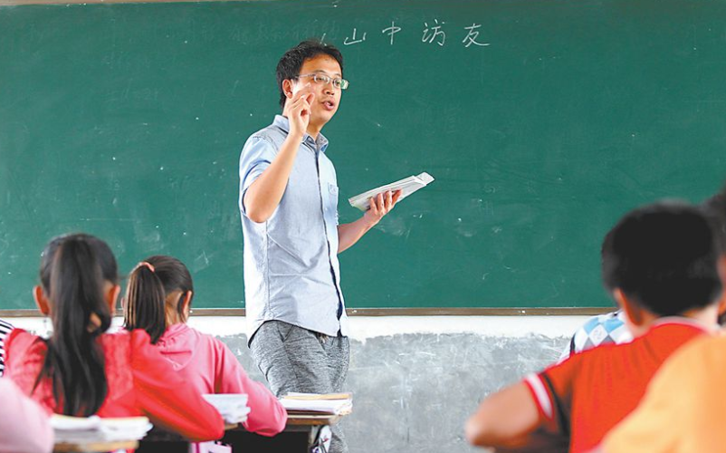 给老师送礼有意义吗？高情商也许比送礼管用，早知道早受益