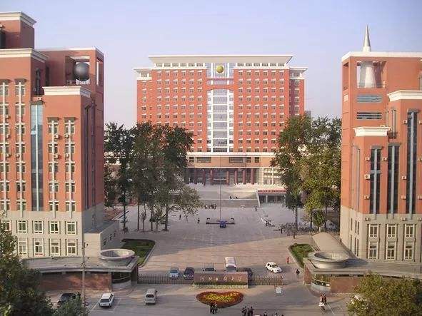 去河北学医，只能选河北医科大学？